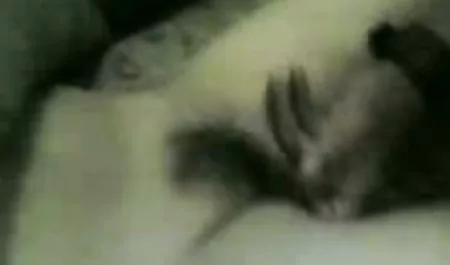 در برادر بزرگ ماساژ سینه سکس دختران دوجنسه
