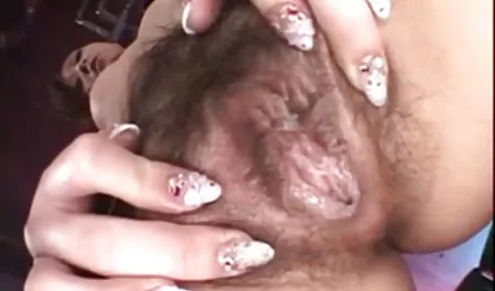 من وزیر است من رو سکس گروهی دوجنسه ها وسوسه