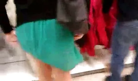 مادر در همه دوجنسه سوپر زمان ها تا به حال بسیار اشتها آور از گربه..